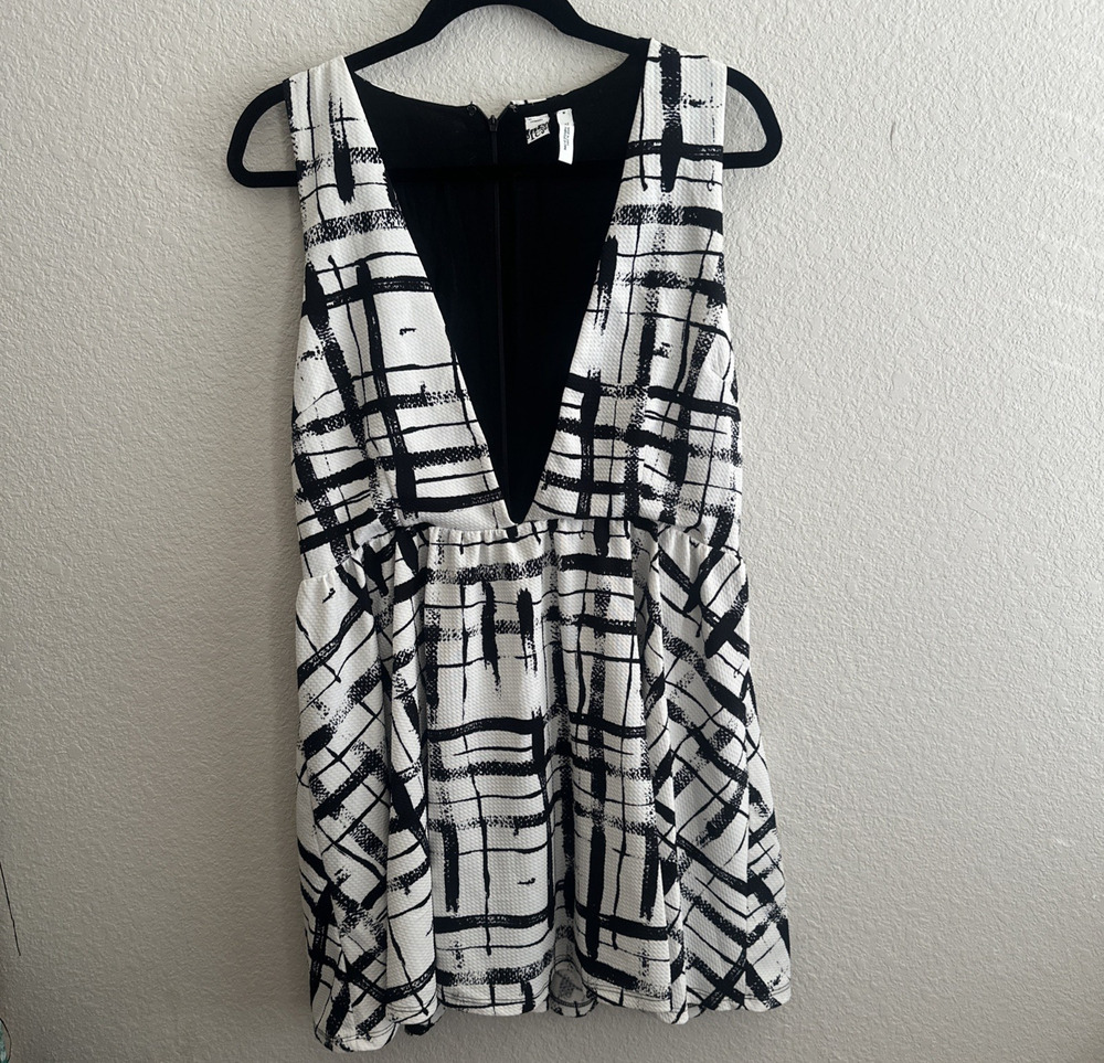 Free Press Floral Mini Dress Size XL Summer Boho Deep V Front